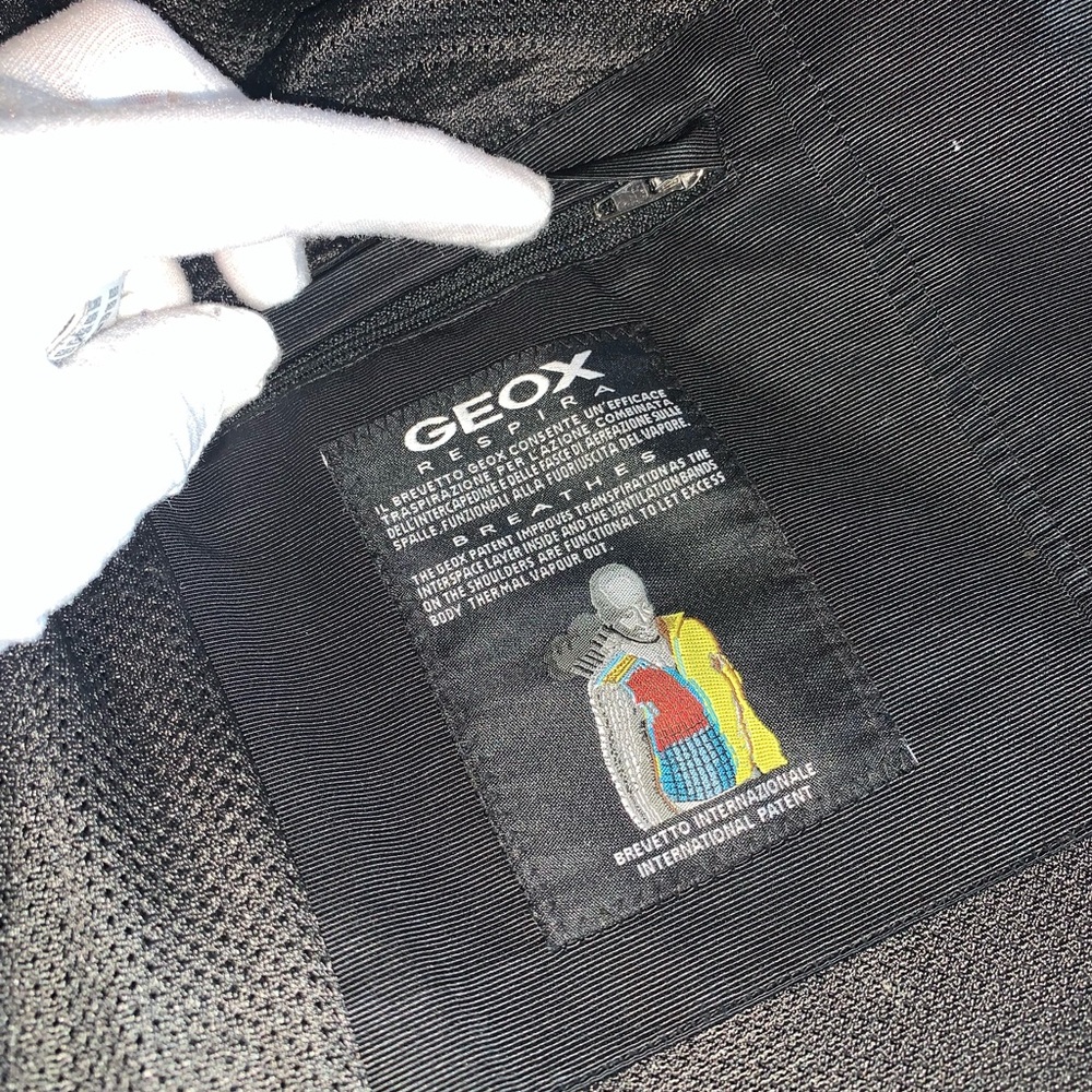 GEOX. Respira Breathable Jacket. Button front w/ wrap tie. Sz 8 - Picture 8 of 14